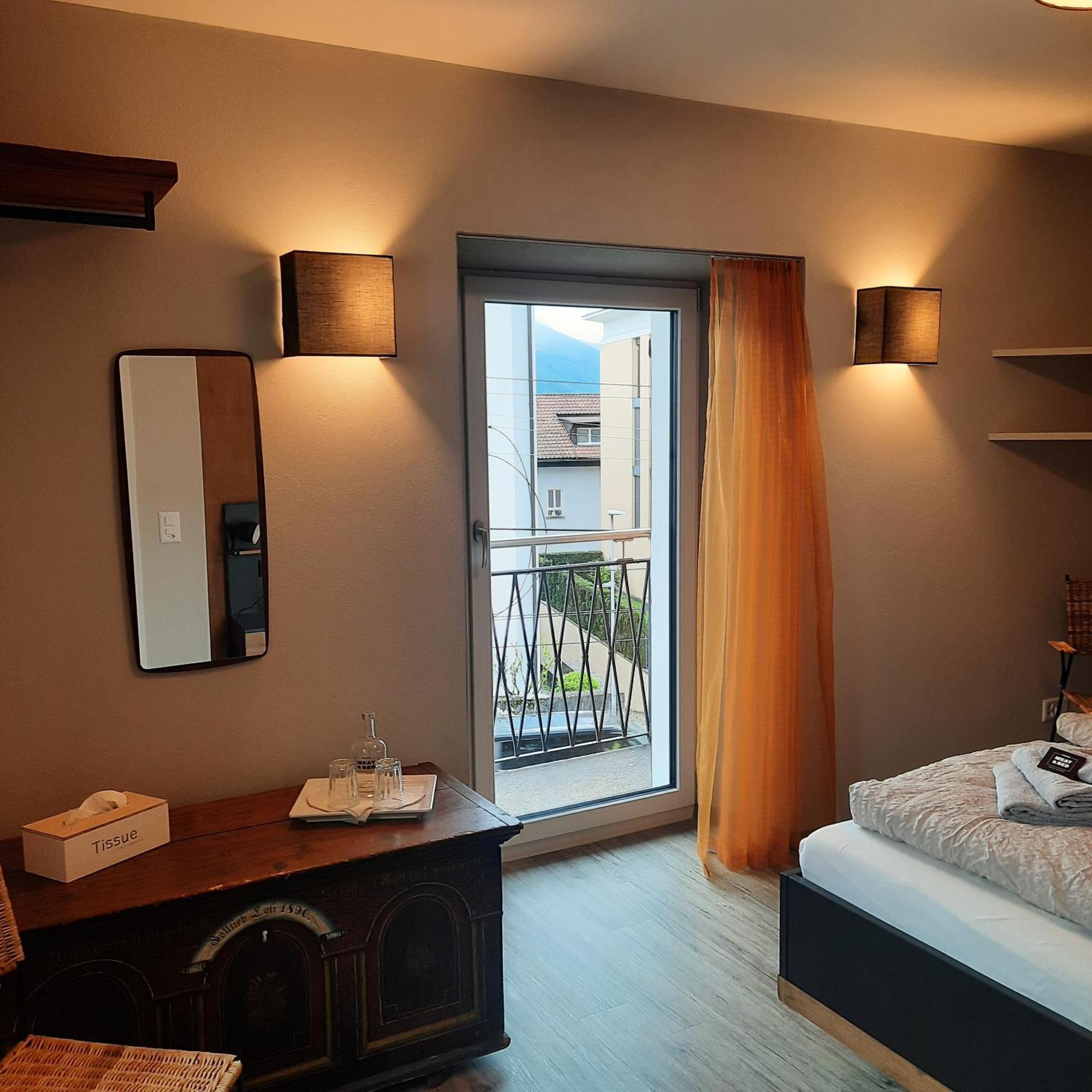 Stalder Meat & Bed Bed & Breakfast Muralto ภายนอก รูปภาพ